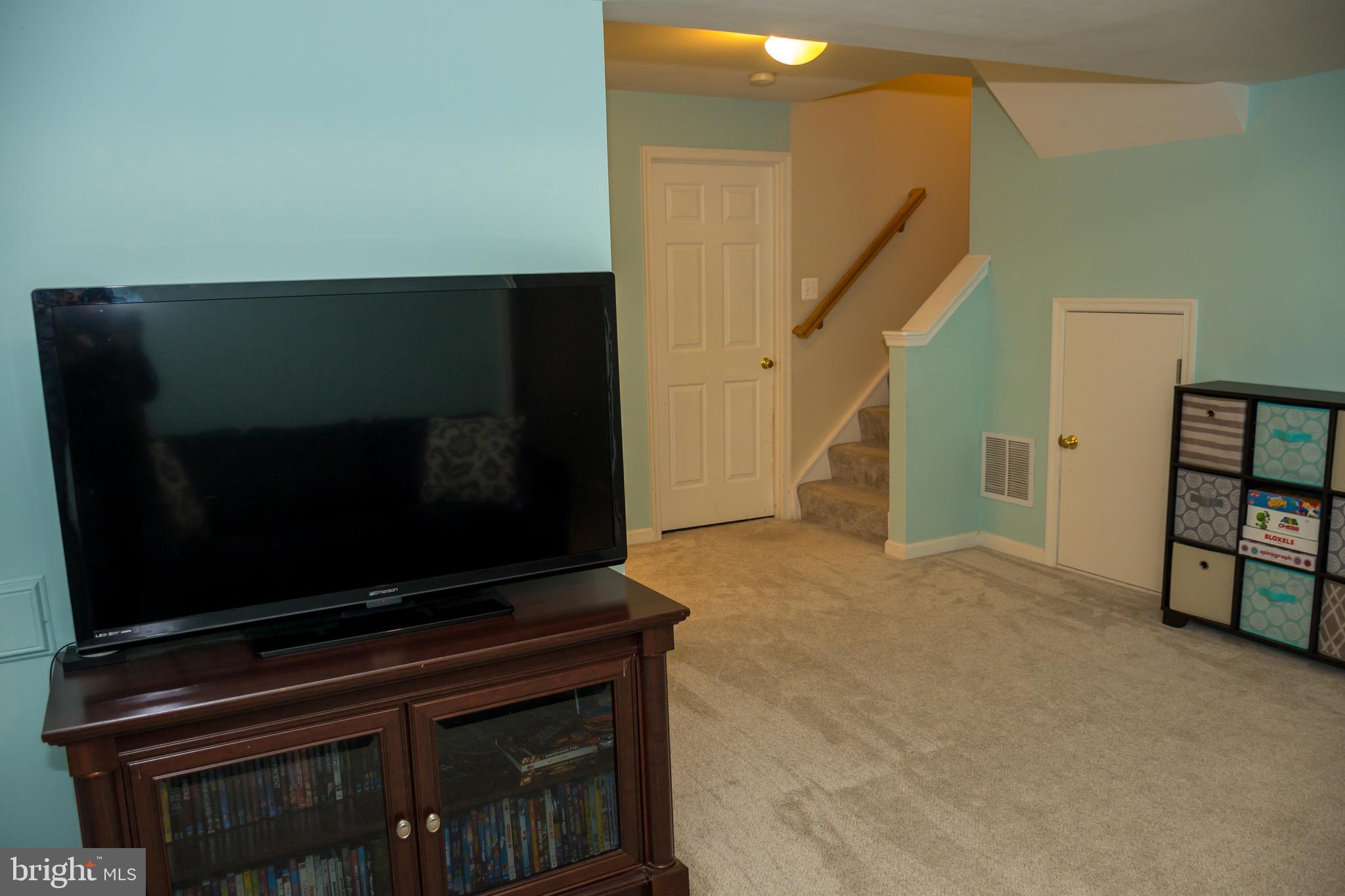 STRATFORD - Residential