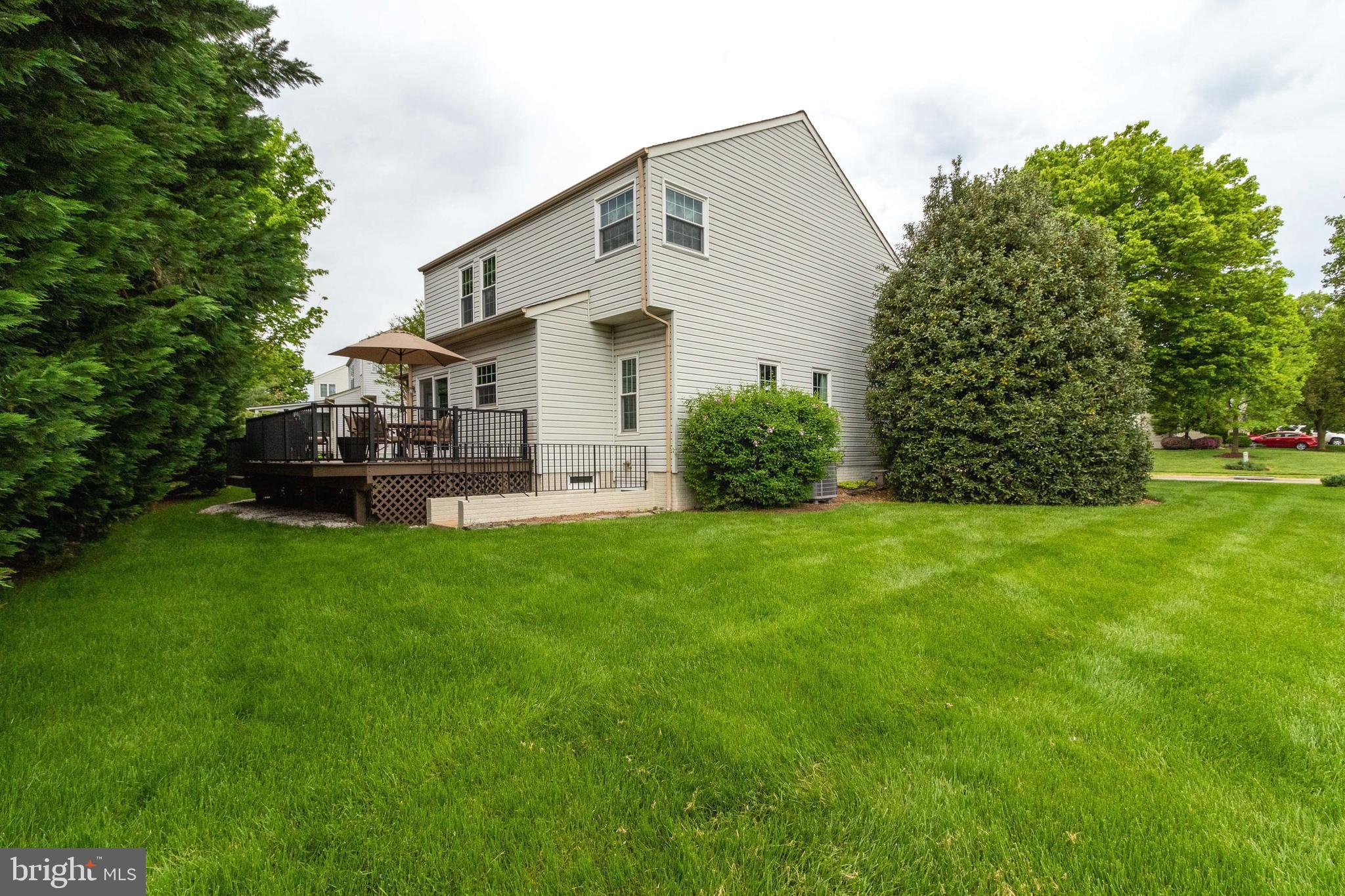 ASHBURN VILLAGE - Residential