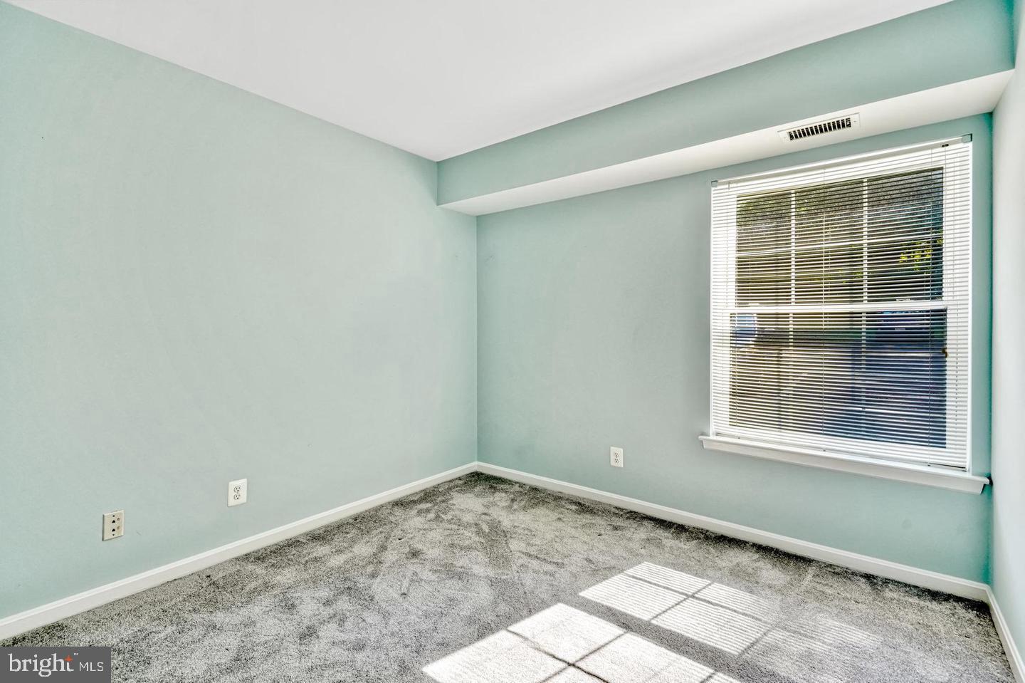 BURKE COVE - Residential