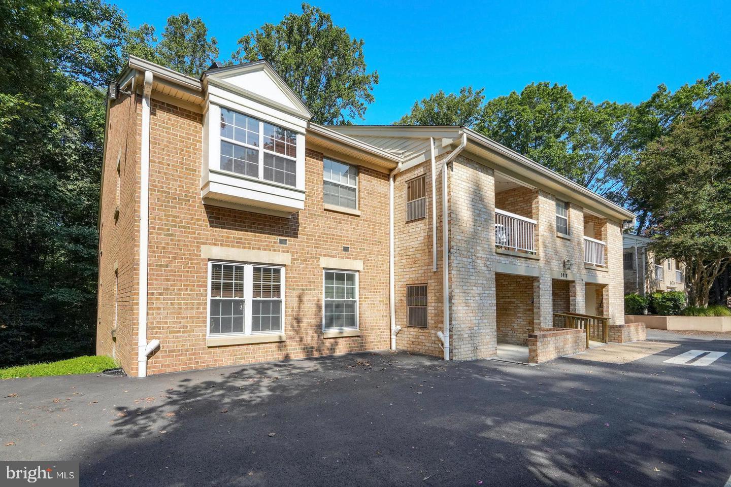 BURKE COVE - Residential