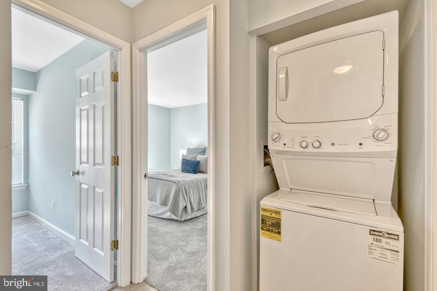 BURKE COVE - Residential