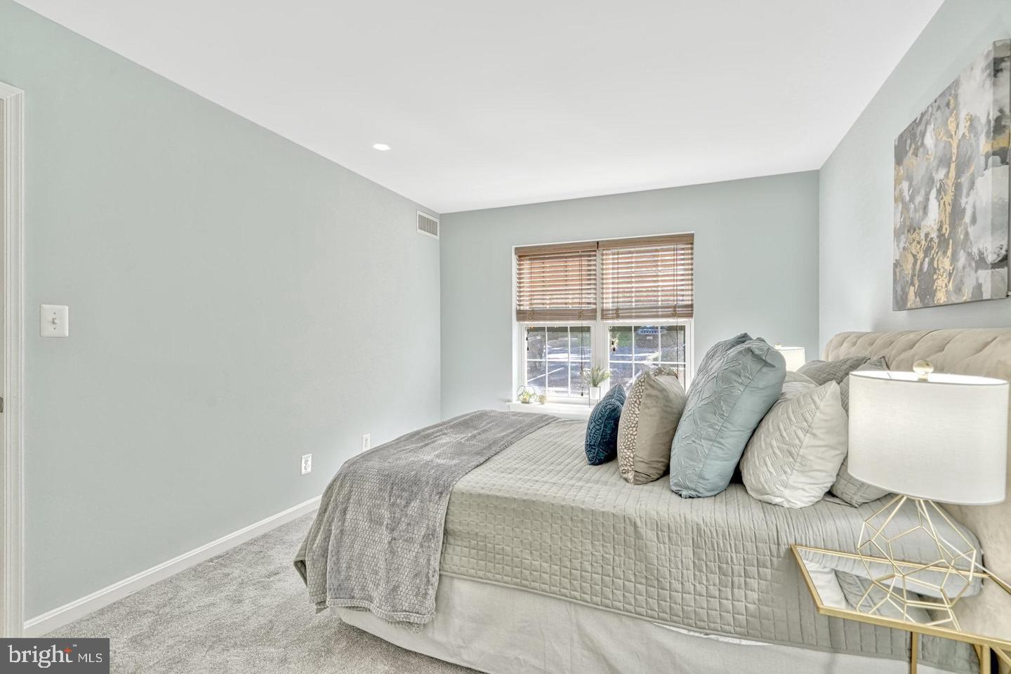 BURKE COVE - Residential