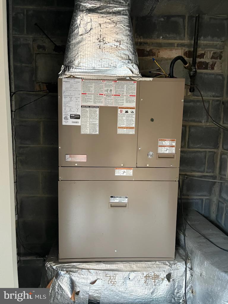 BURKE COVE - Residential