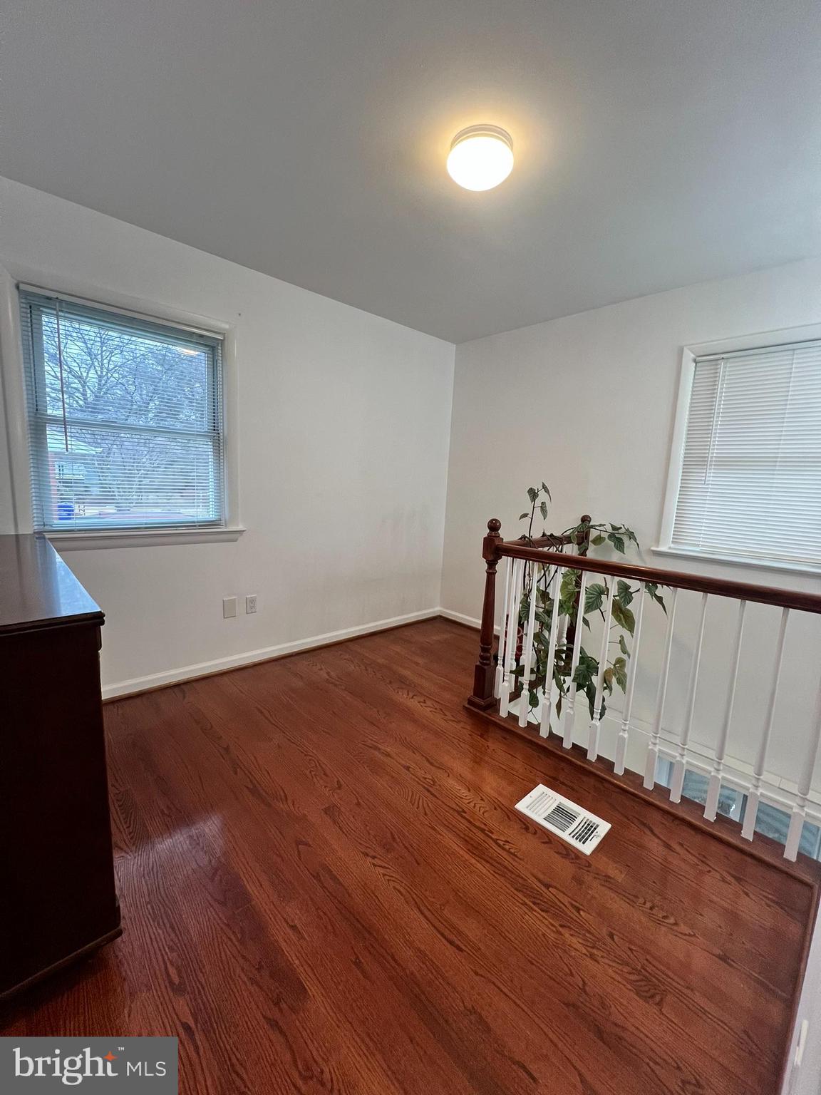 WALNUT HILL - Residential Lease