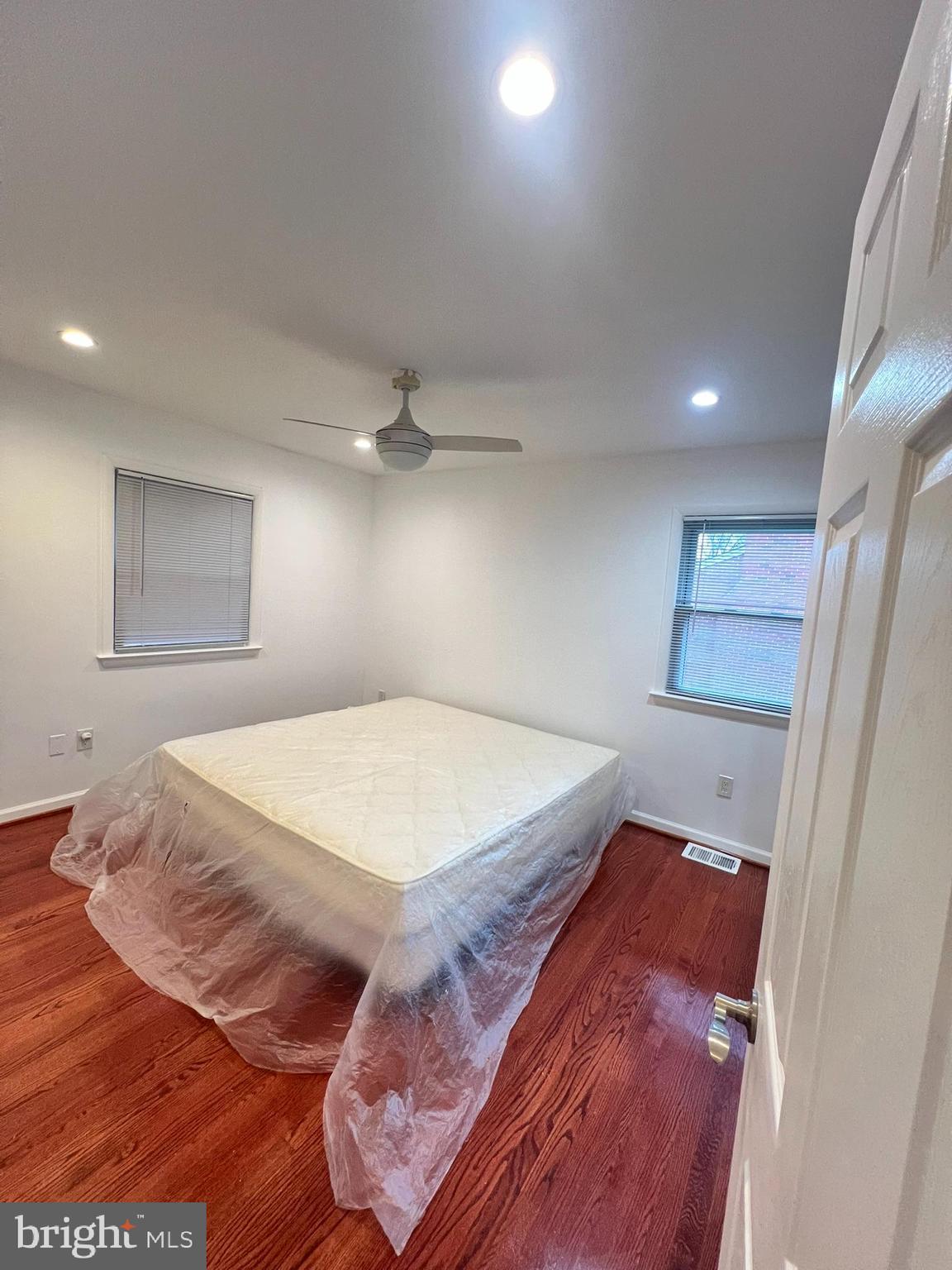 WALNUT HILL - Residential Lease