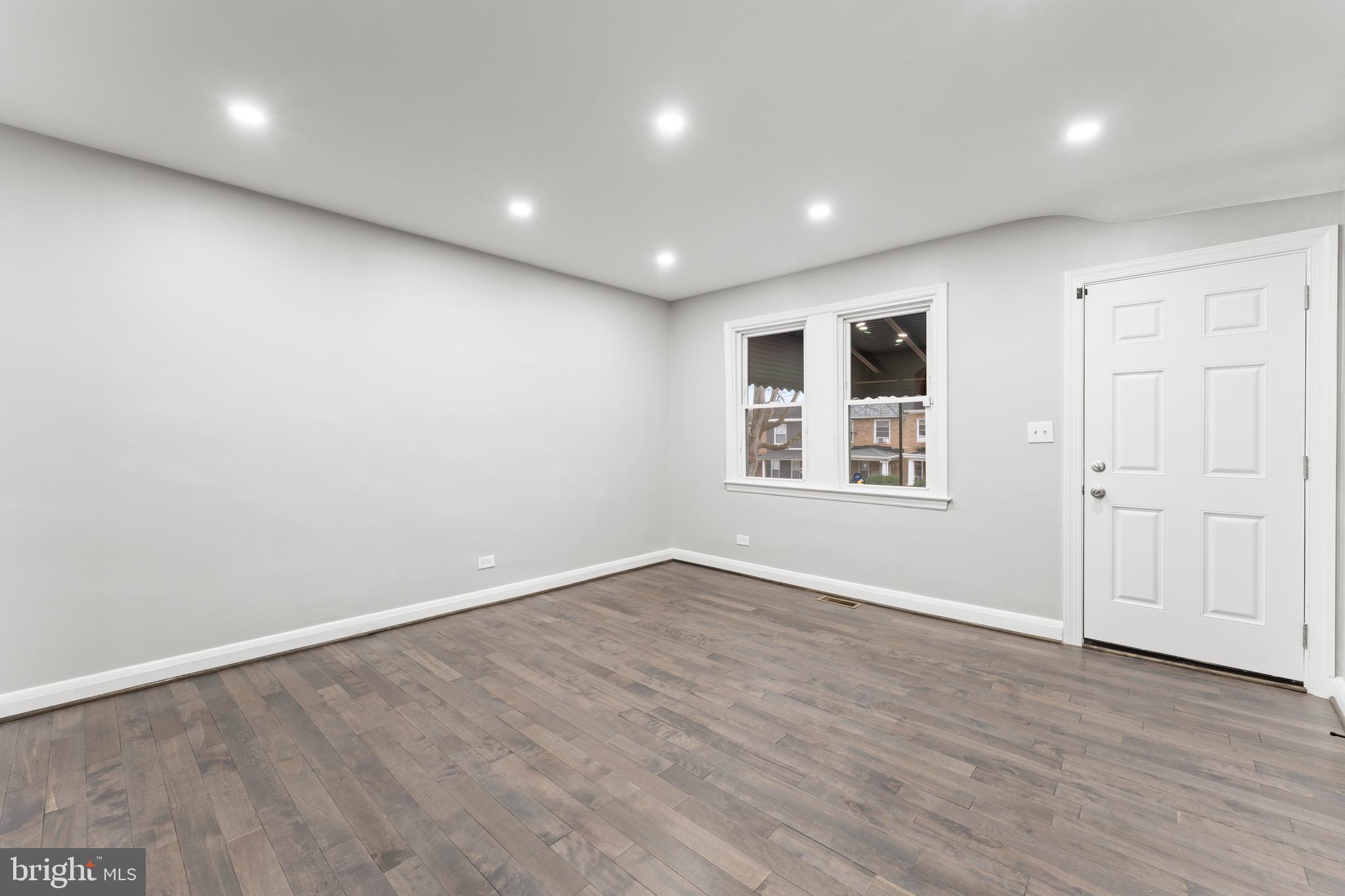 GREENSPRING - Residential