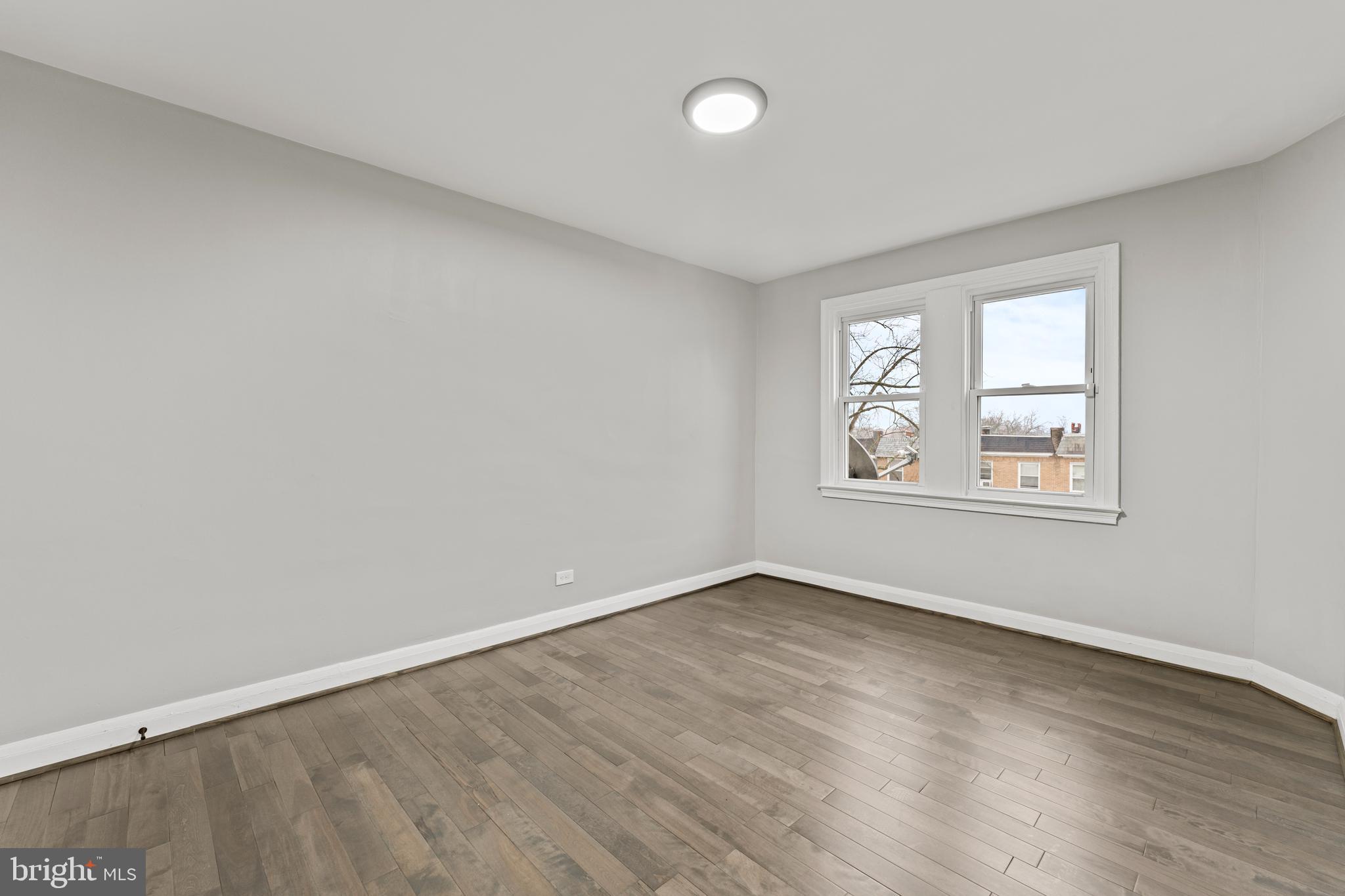 GREENSPRING - Residential