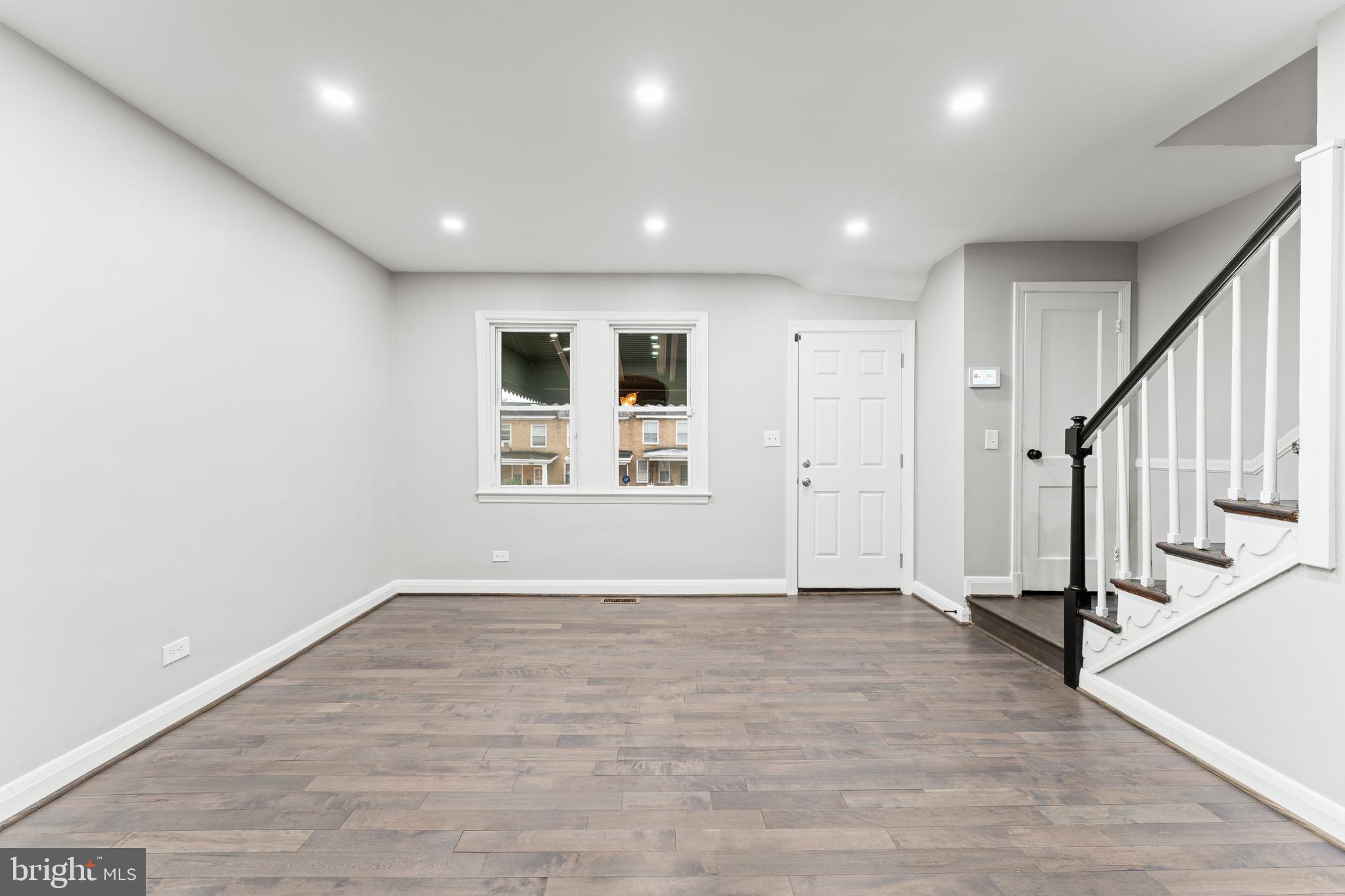 GREENSPRING - Residential