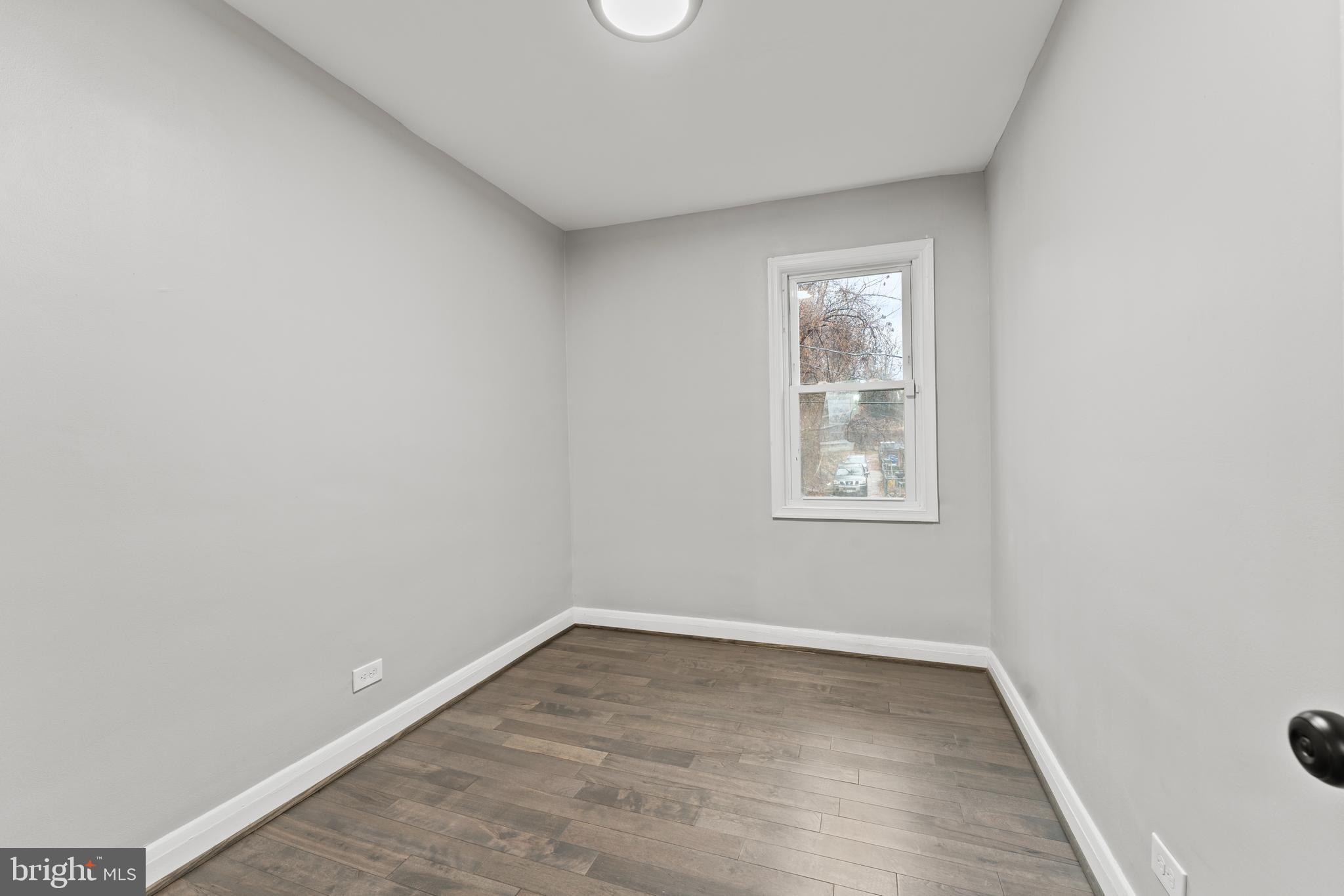 GREENSPRING - Residential