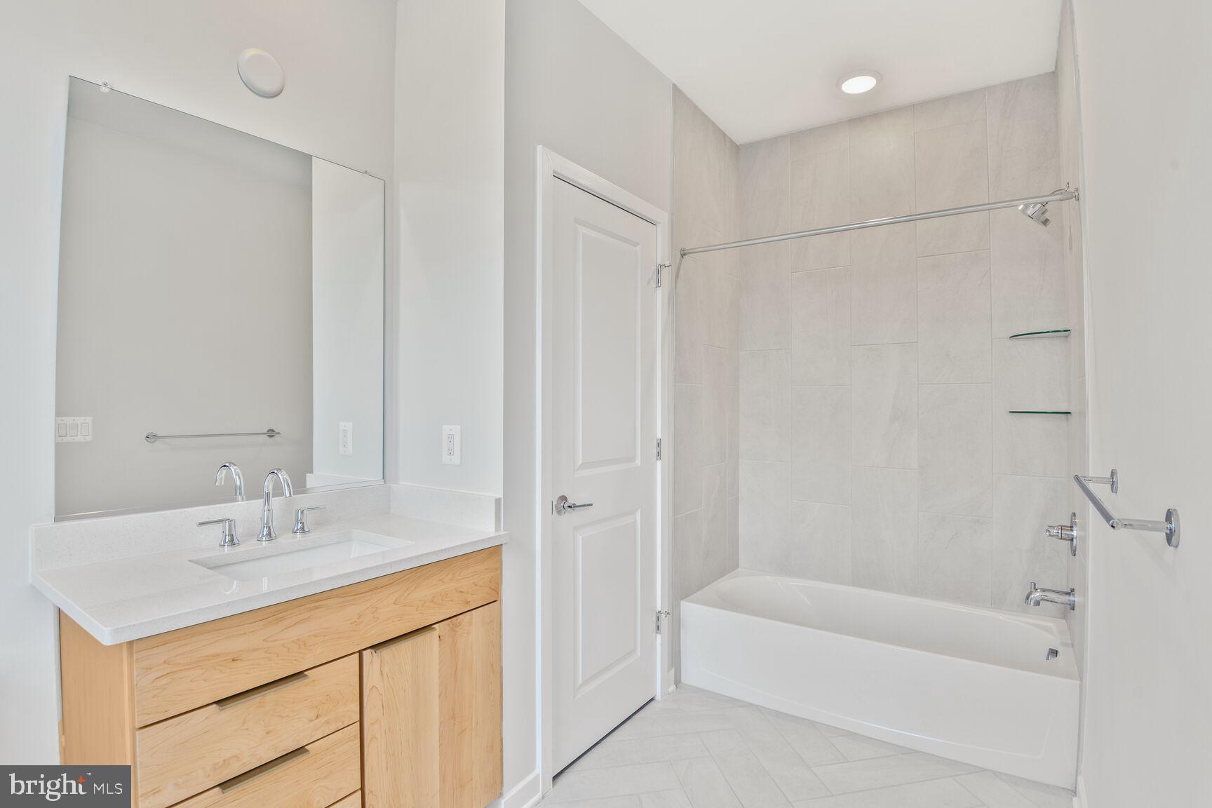 NORTH BETHESDA - Residential Lease