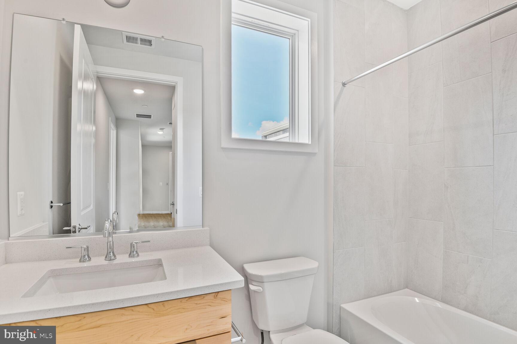 NORTH BETHESDA - Residential Lease