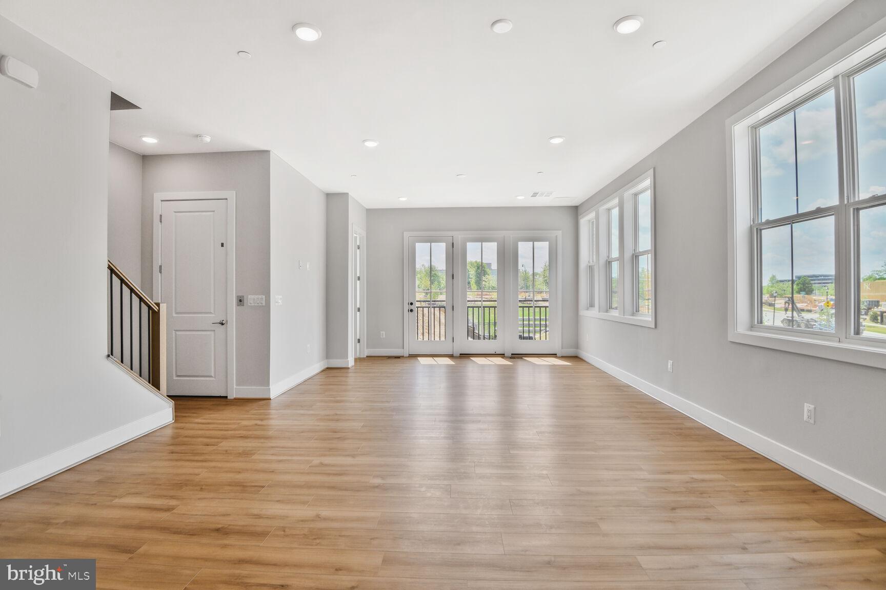 NORTH BETHESDA - Residential Lease