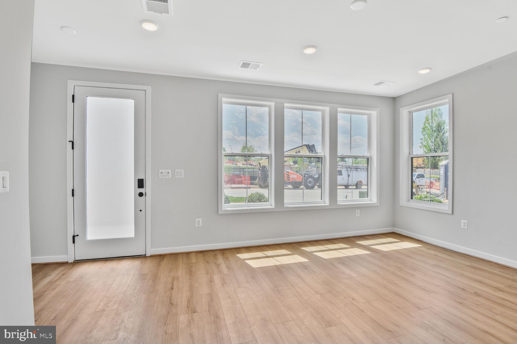 NORTH BETHESDA - Residential Lease