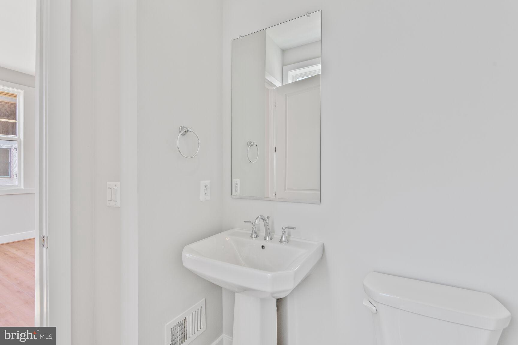 NORTH BETHESDA - Residential Lease