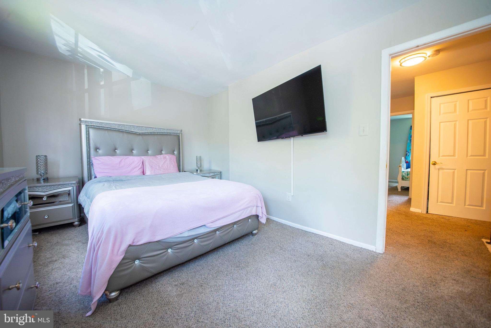 NEWPORT RUN - Residential