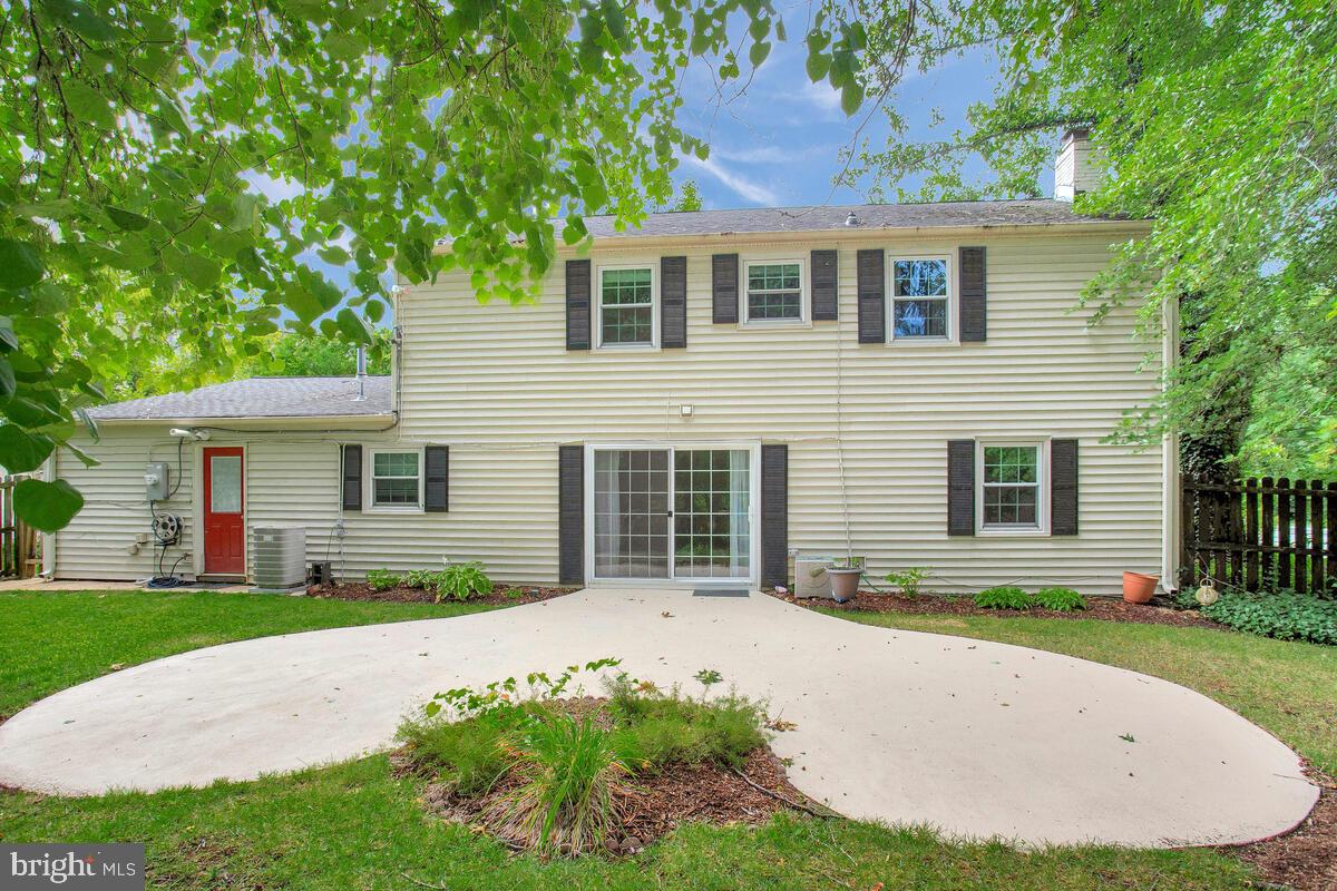 YORKTOWN - Residential