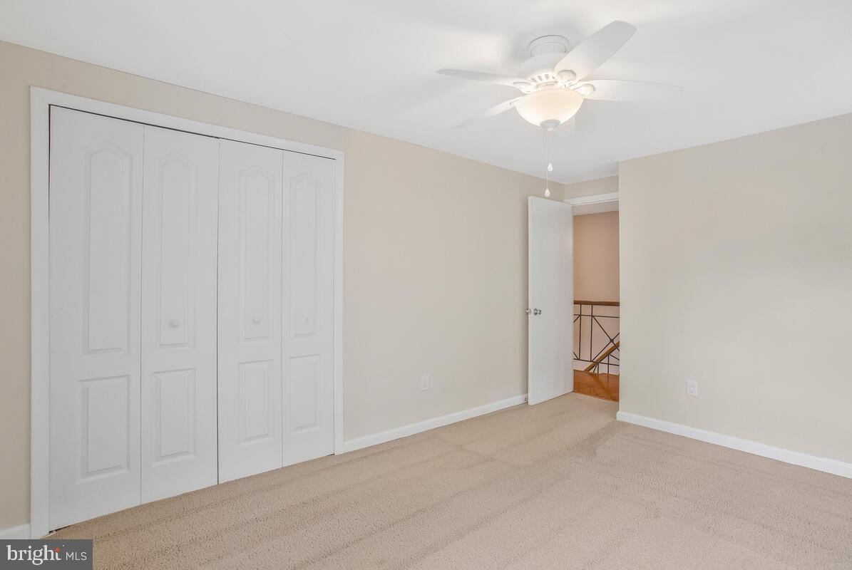 YORKTOWN - Residential