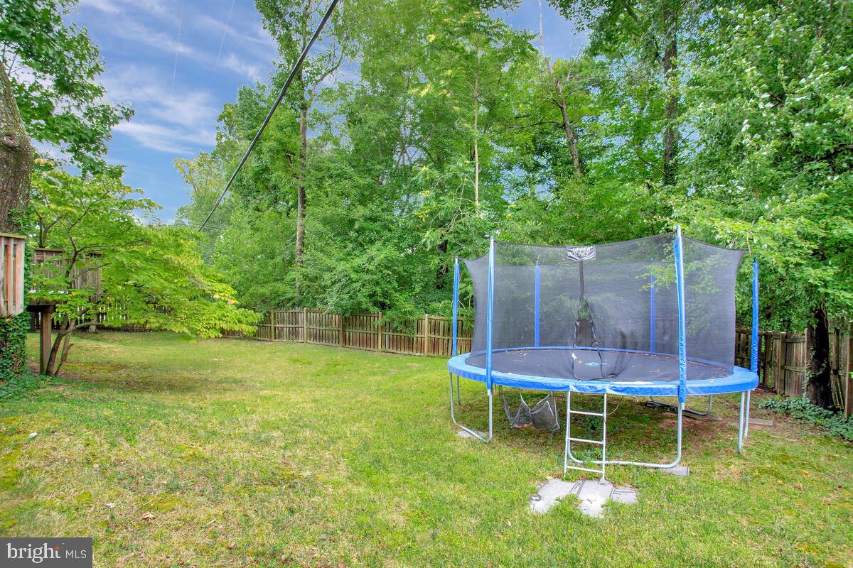 YORKTOWN - Residential