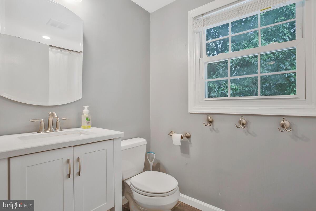 YORKTOWN - Residential