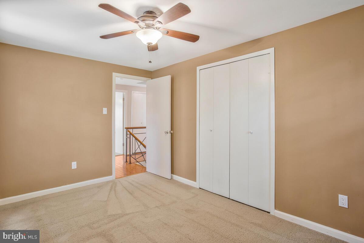 YORKTOWN - Residential