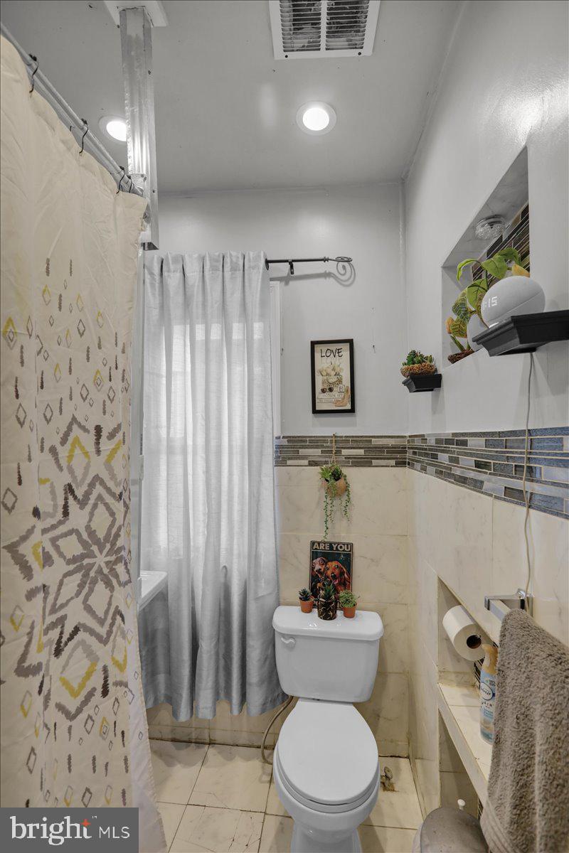 NORTHWEST READING - Residential Income