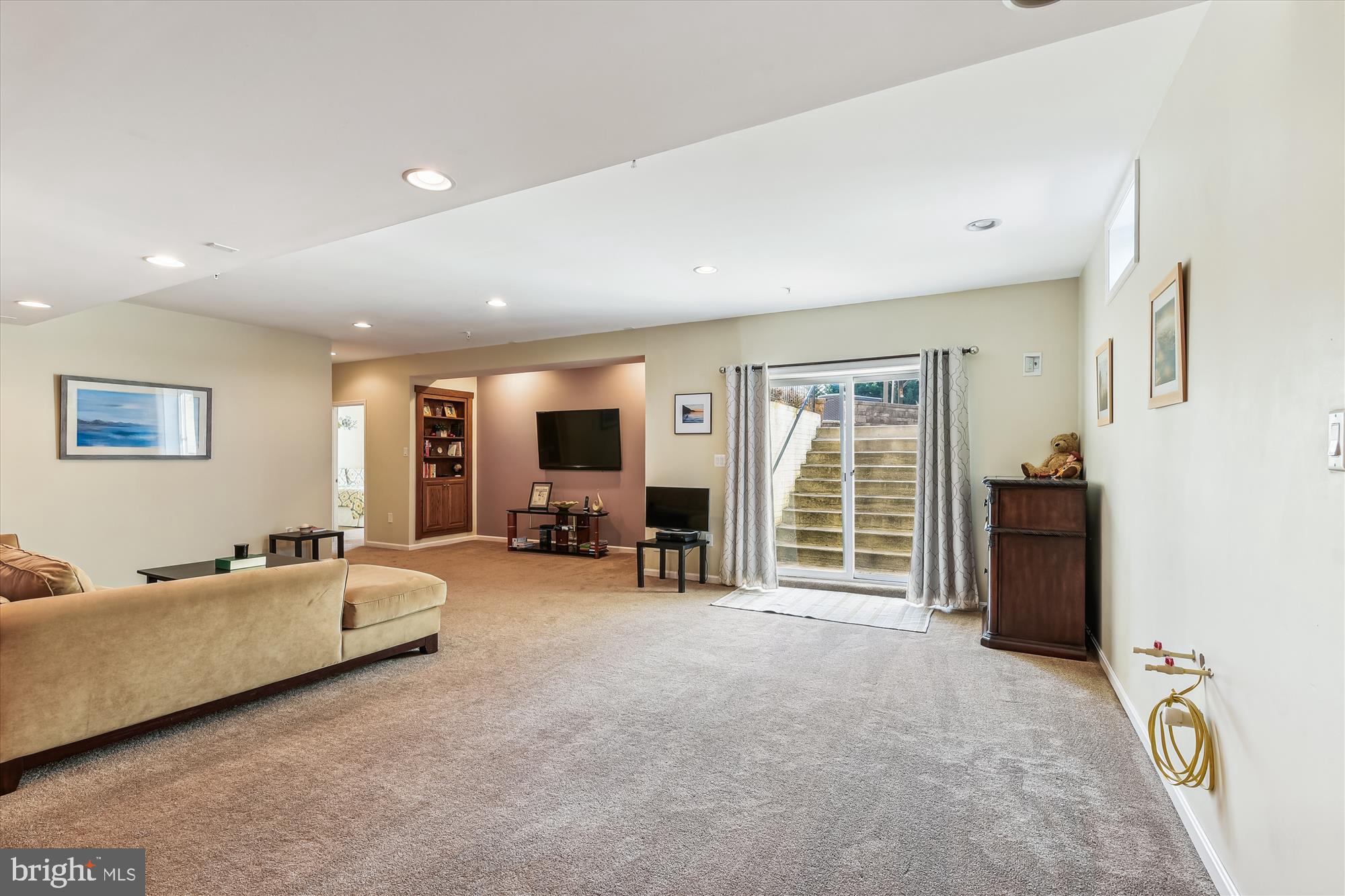 RICHARDSON'S LEGACY - Residential