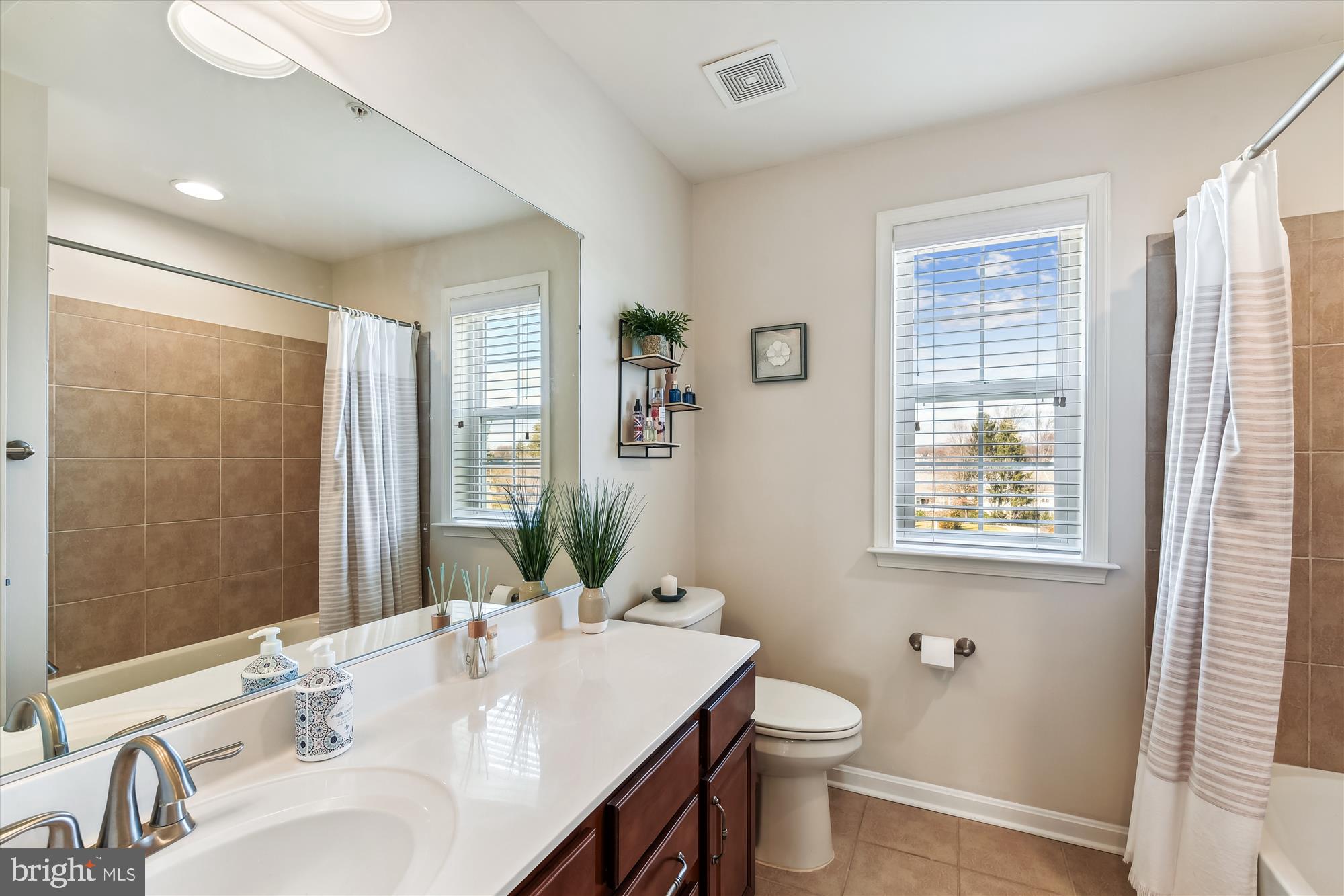 RICHARDSON'S LEGACY - Residential