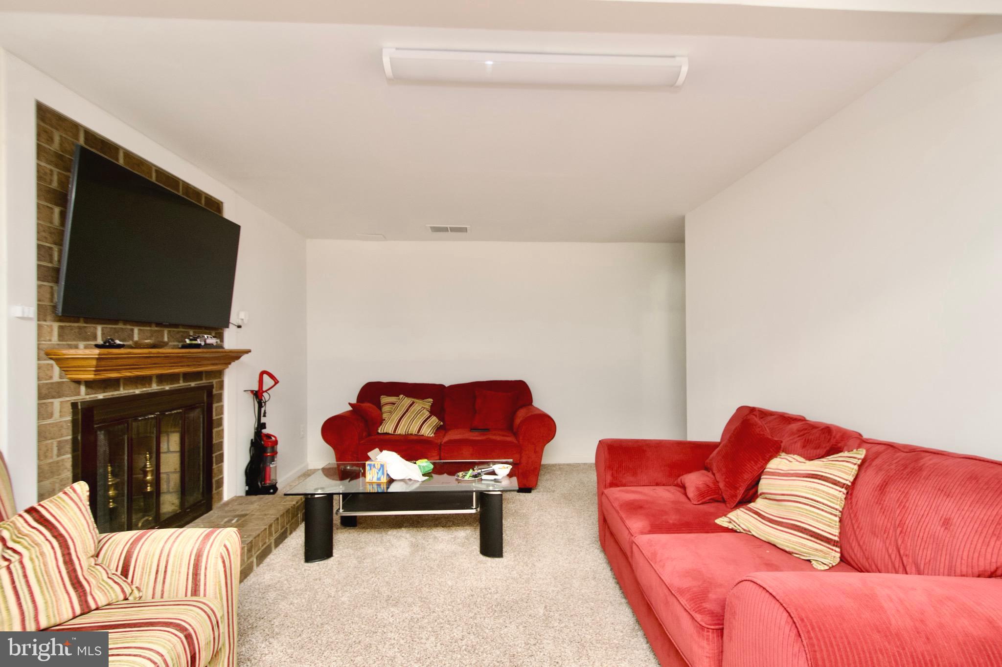 HIDDEN FOREST - Residential