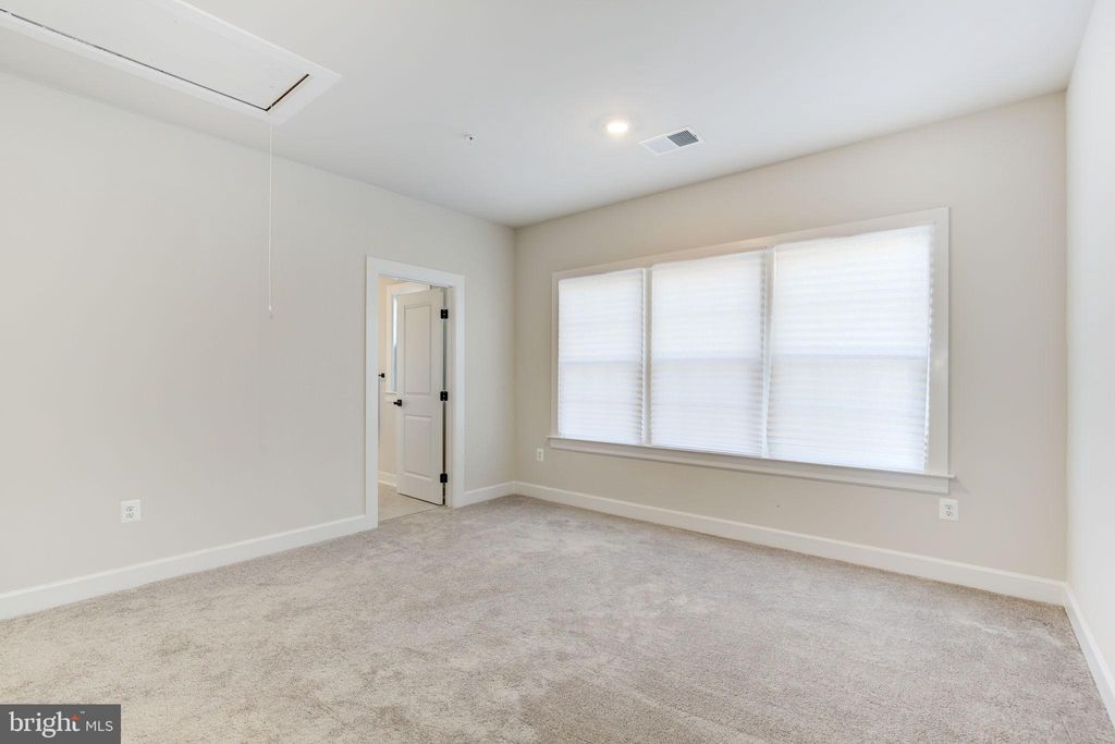 listing image 57