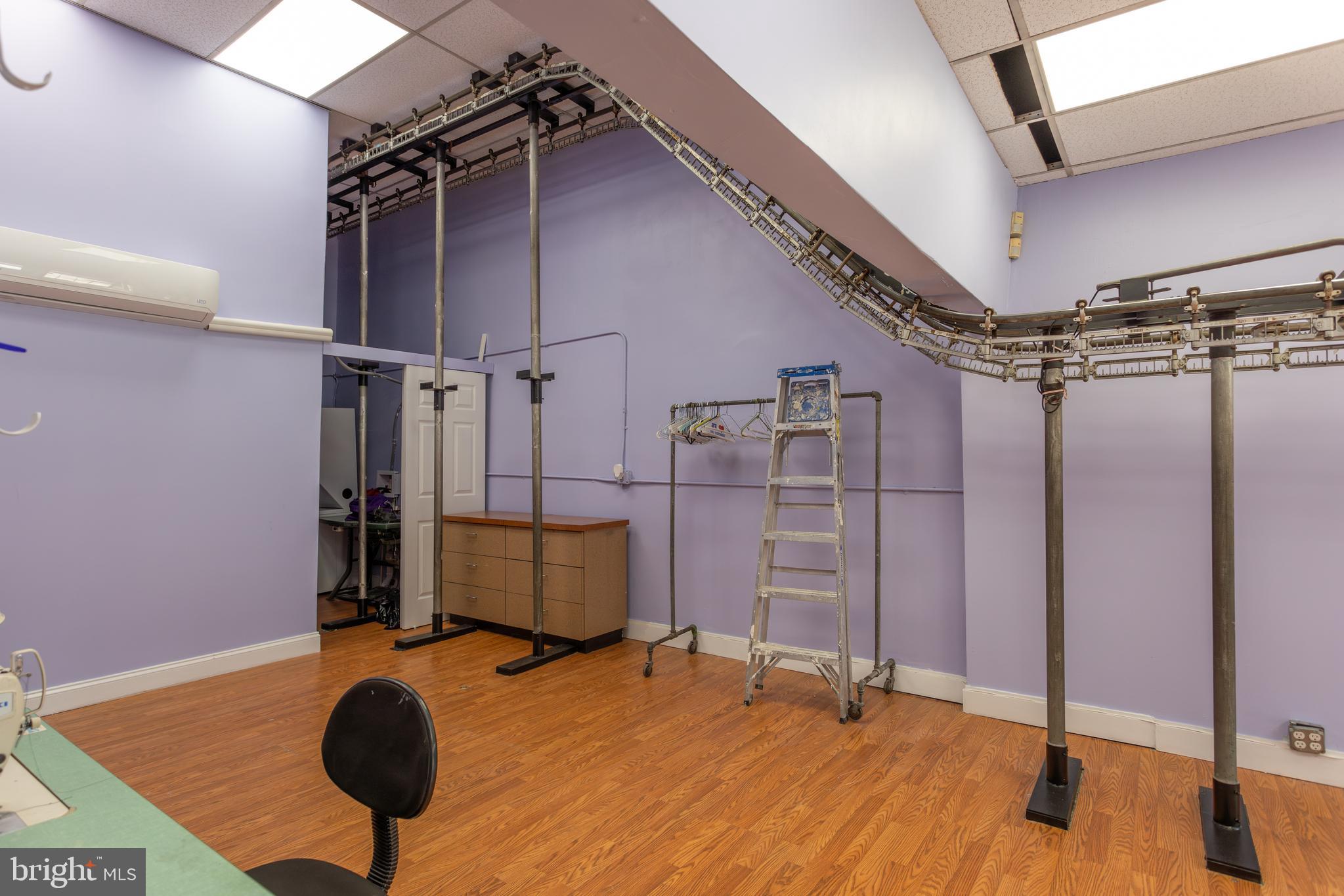 MOUNT VERNON PLACE HISTORIC DISTRICT - Commercial Lease