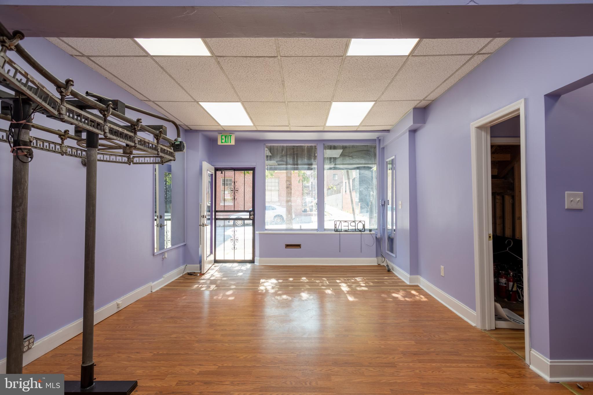 MOUNT VERNON PLACE HISTORIC DISTRICT - Commercial Lease