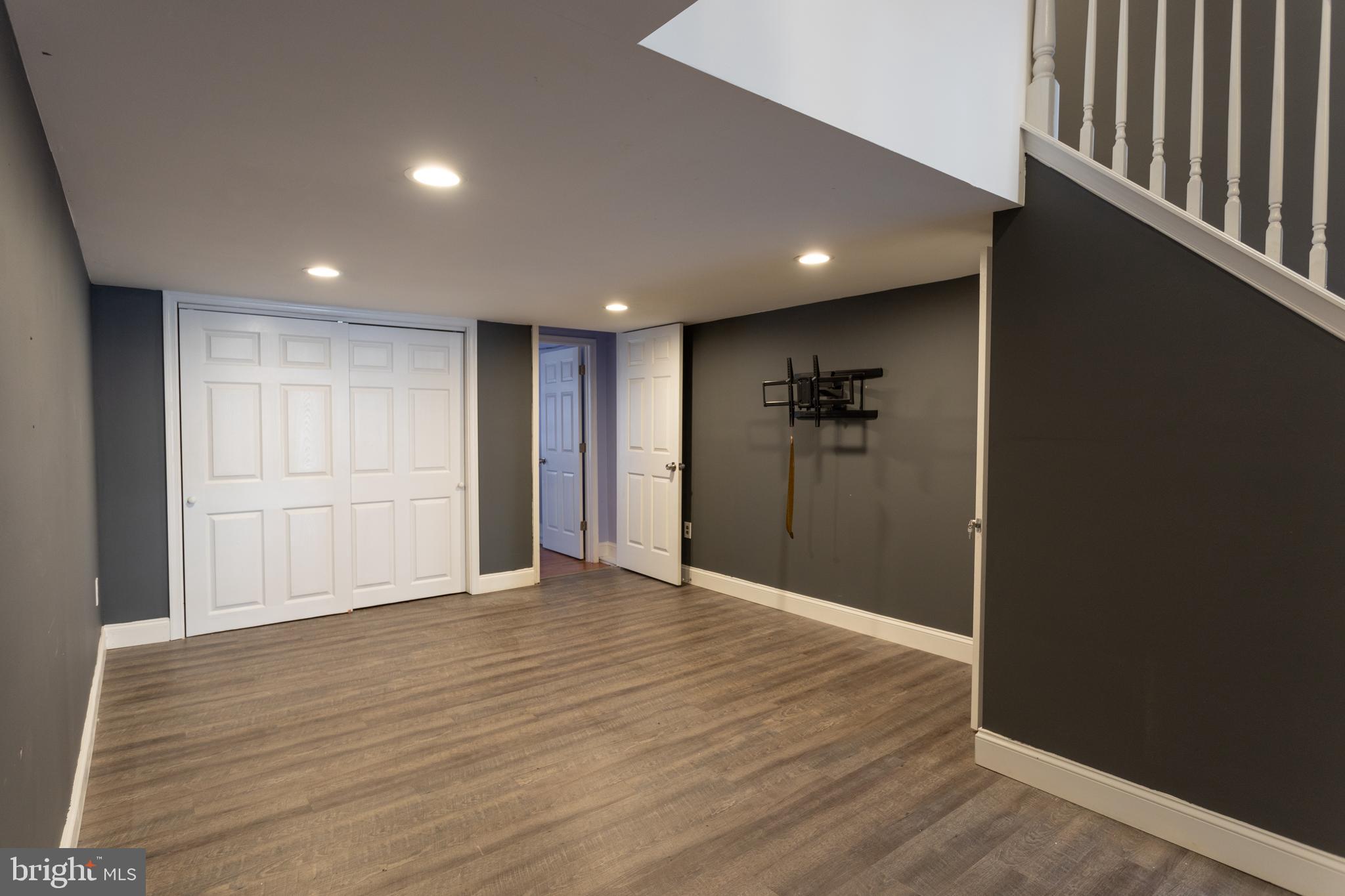 MOUNT VERNON PLACE HISTORIC DISTRICT - Commercial Lease