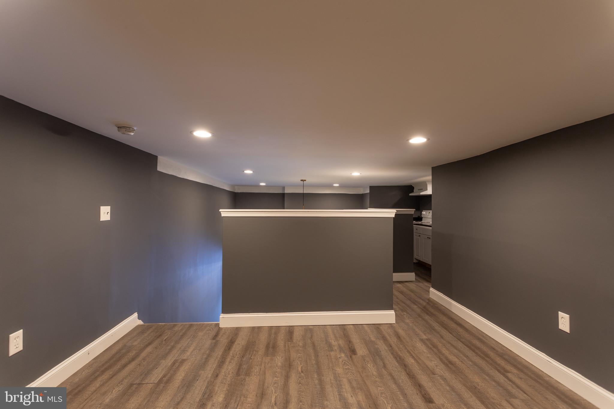 MOUNT VERNON PLACE HISTORIC DISTRICT - Commercial Lease