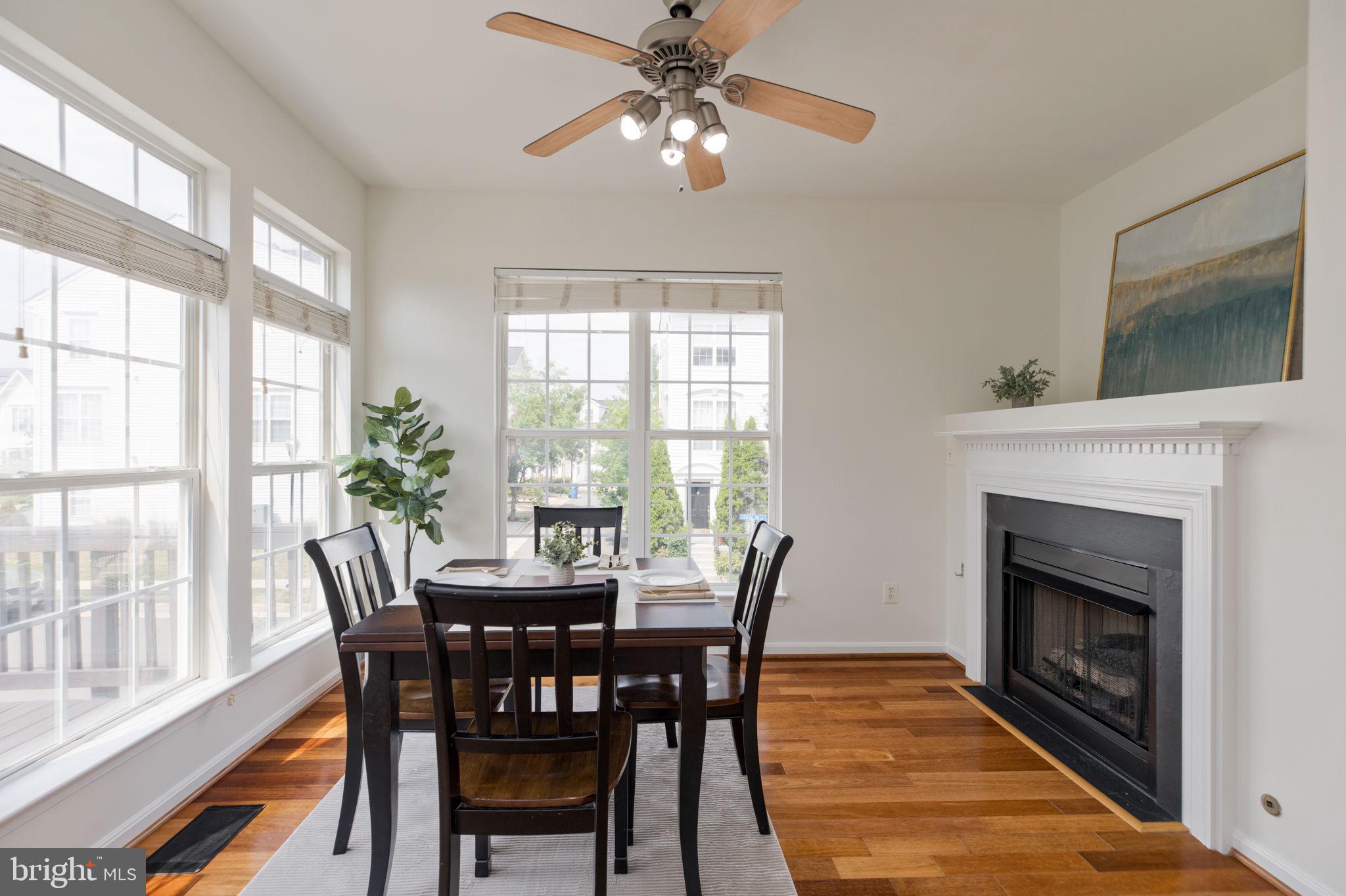ASHBURN VILLAGE - Residential