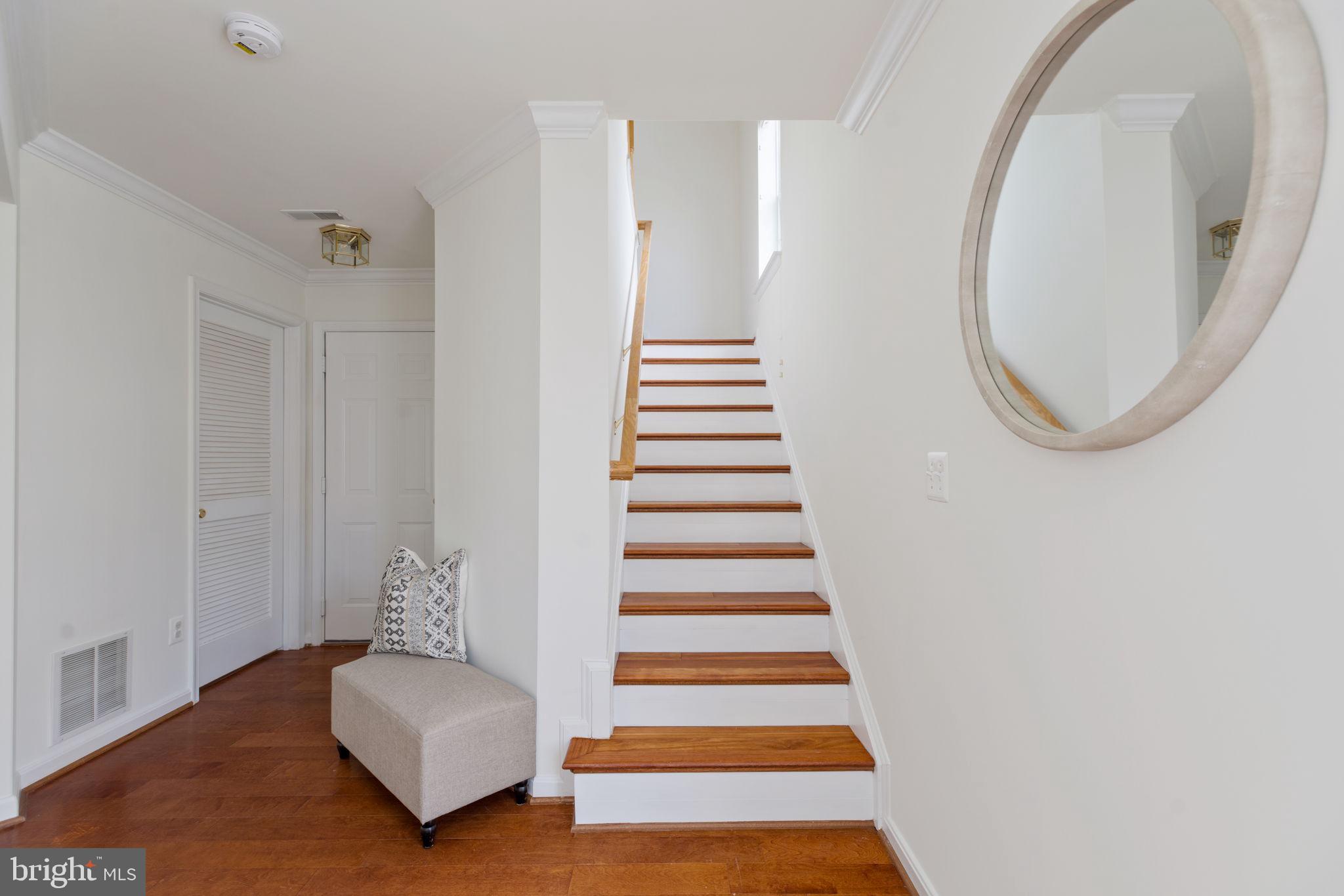 ASHBURN VILLAGE - Residential