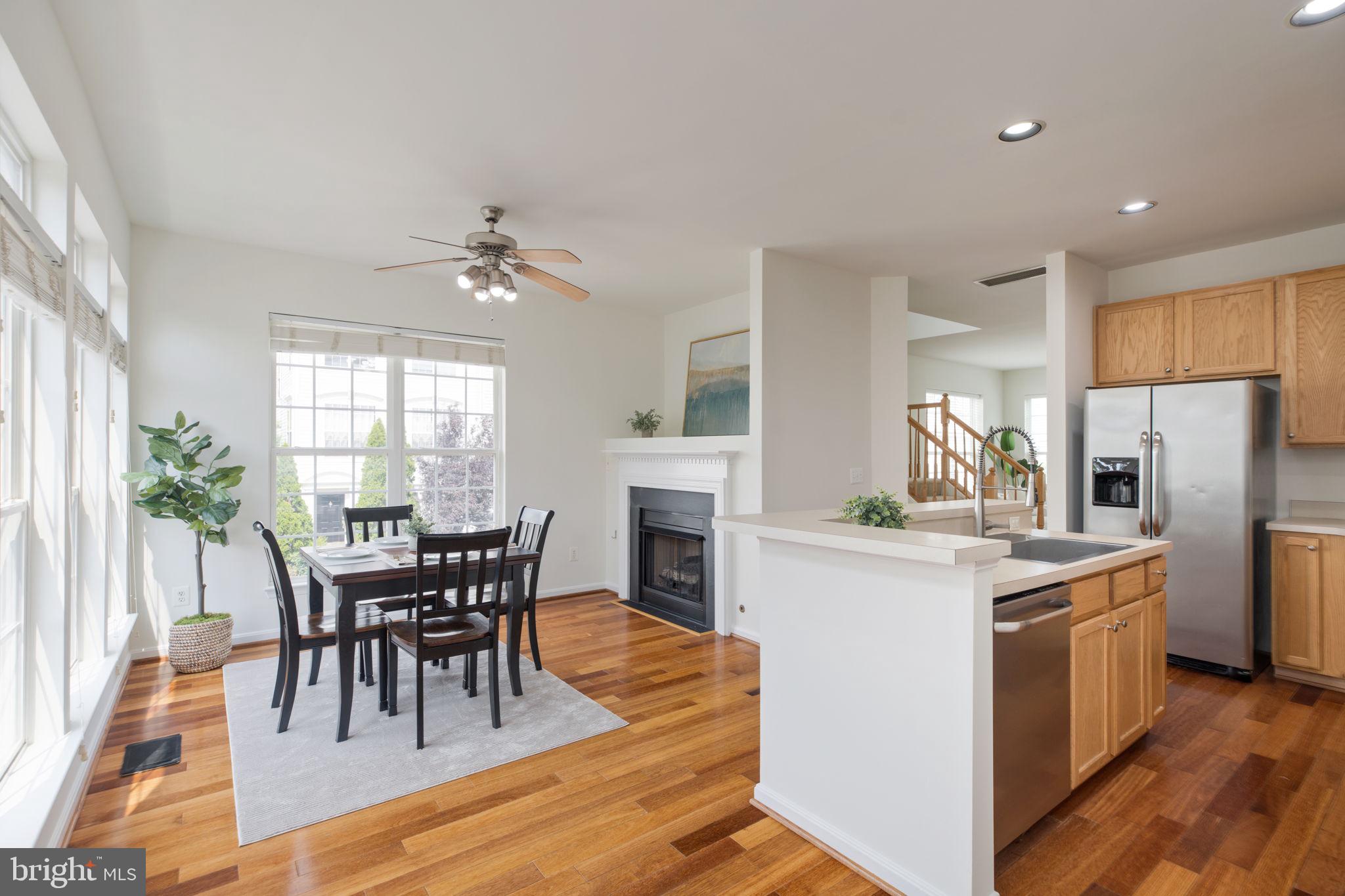 ASHBURN VILLAGE - Residential