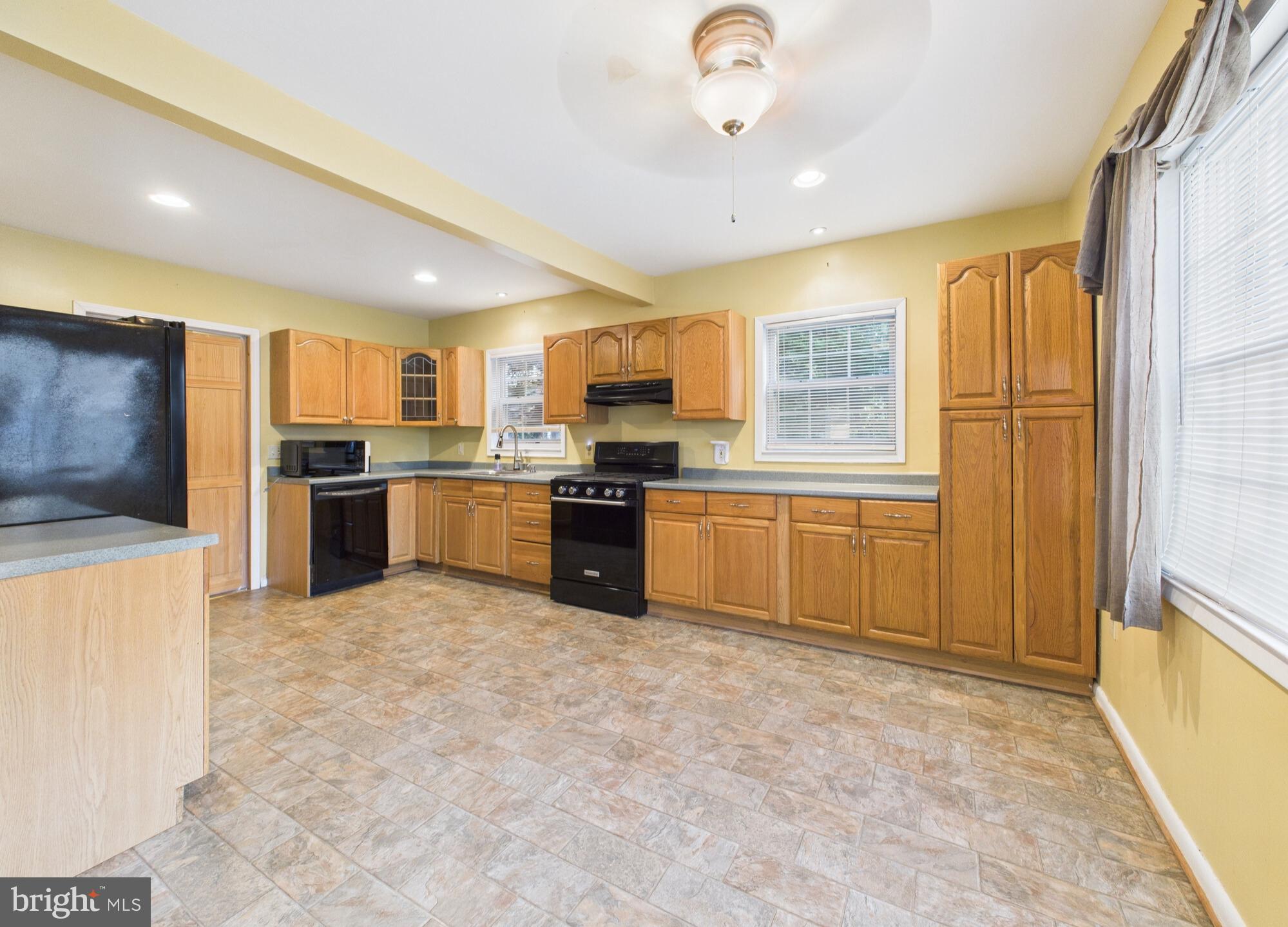 LINTHICUM HEIGHTS - Residential