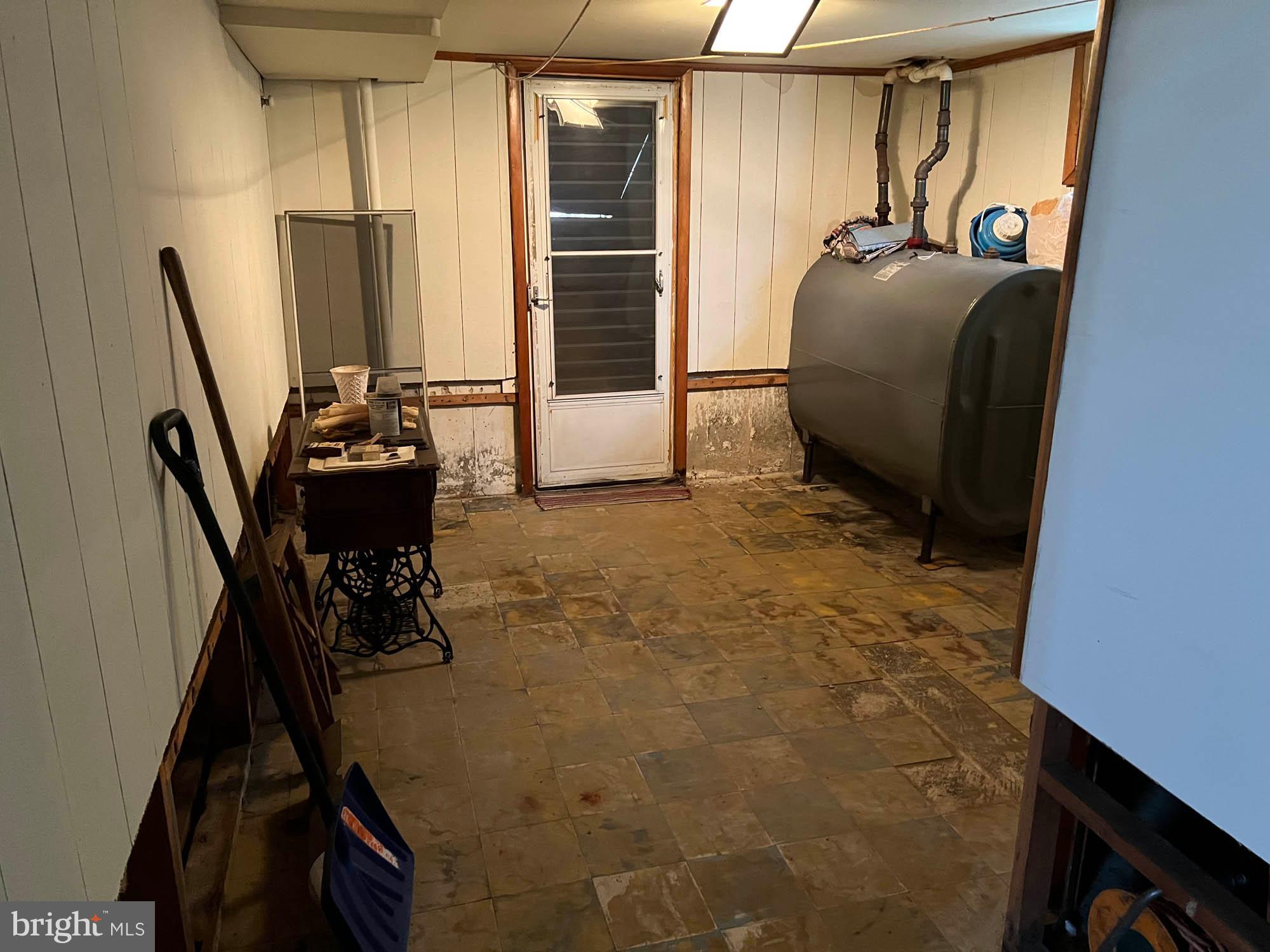 FRANKFORD - Residential