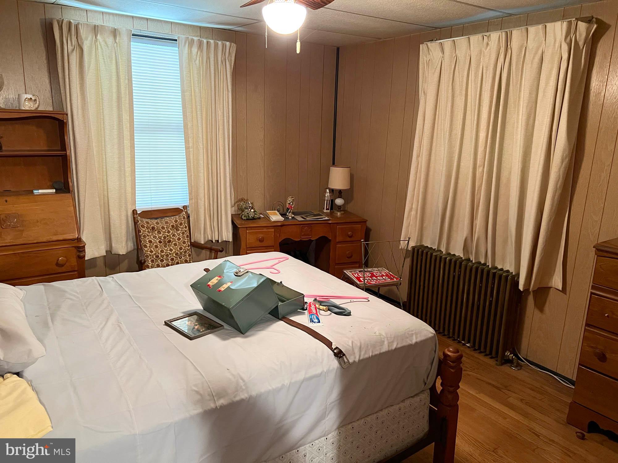 FRANKFORD - Residential