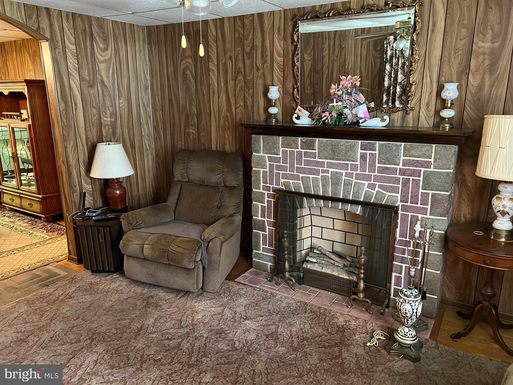 FRANKFORD - Residential