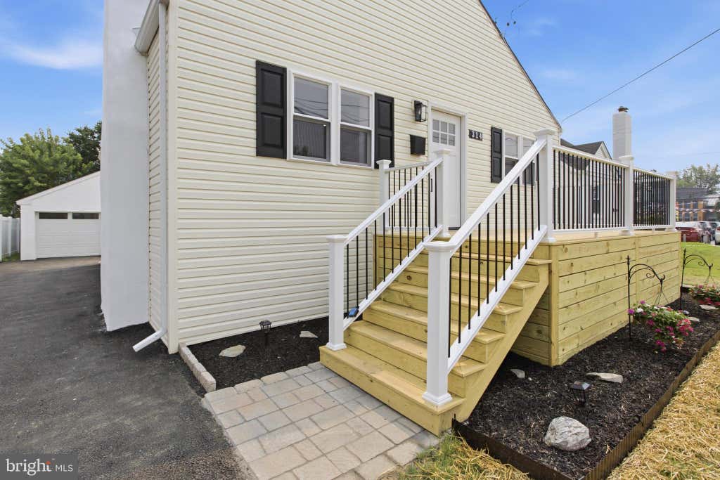 Photo of 314 Swarthmore Avenue, FOLSOM, PA 19033 (MLS # PADE2119910)