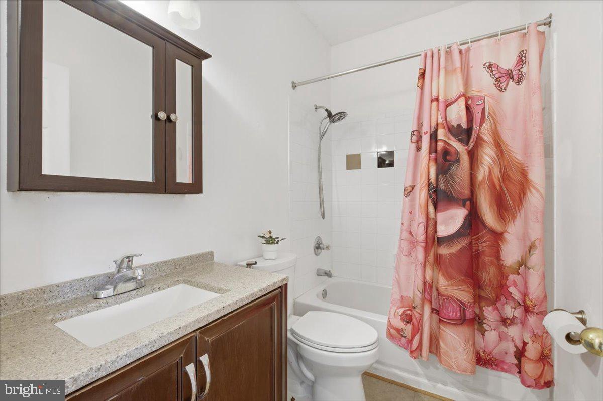 PARKSIDE AT ASHBURN - Residential