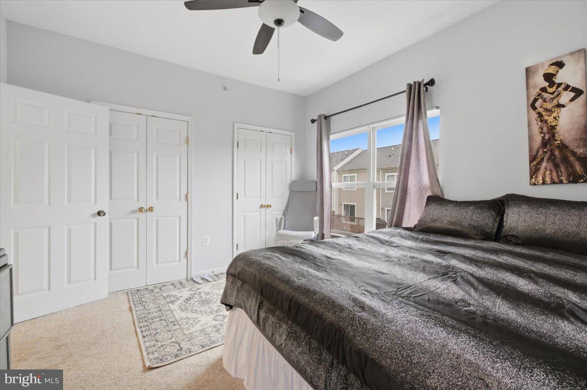 PARKSIDE AT ASHBURN - Residential