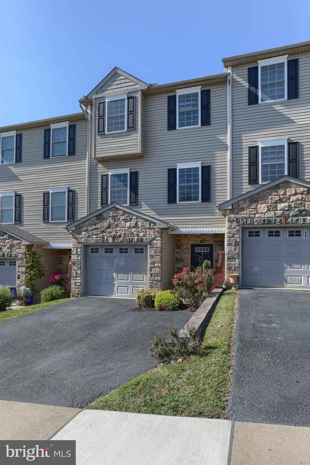 THE WOODLANDS - Residential