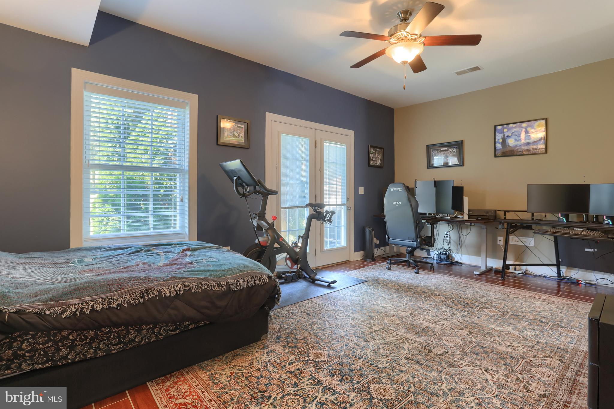 THE WOODLANDS - Residential