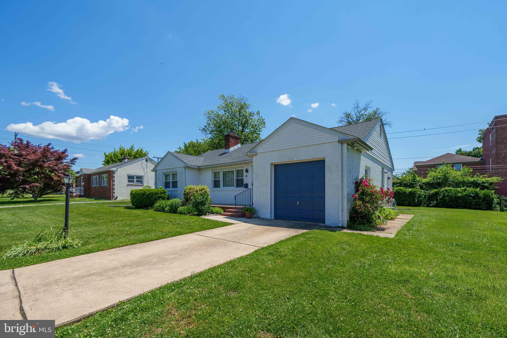 6 IMPERIAL DRIVE