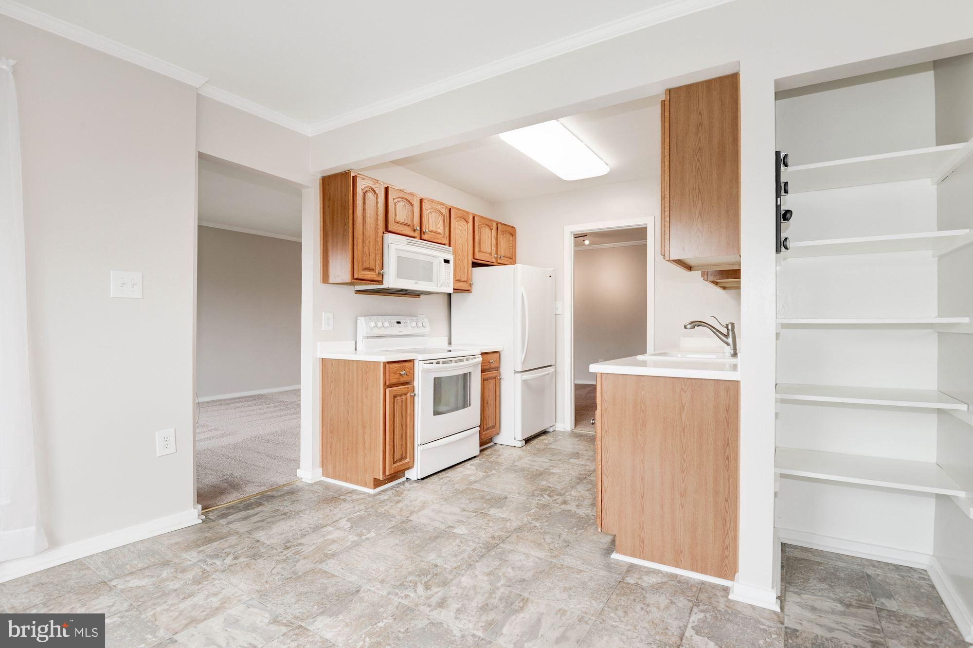 JEFFERSON MEWS - Residential Lease