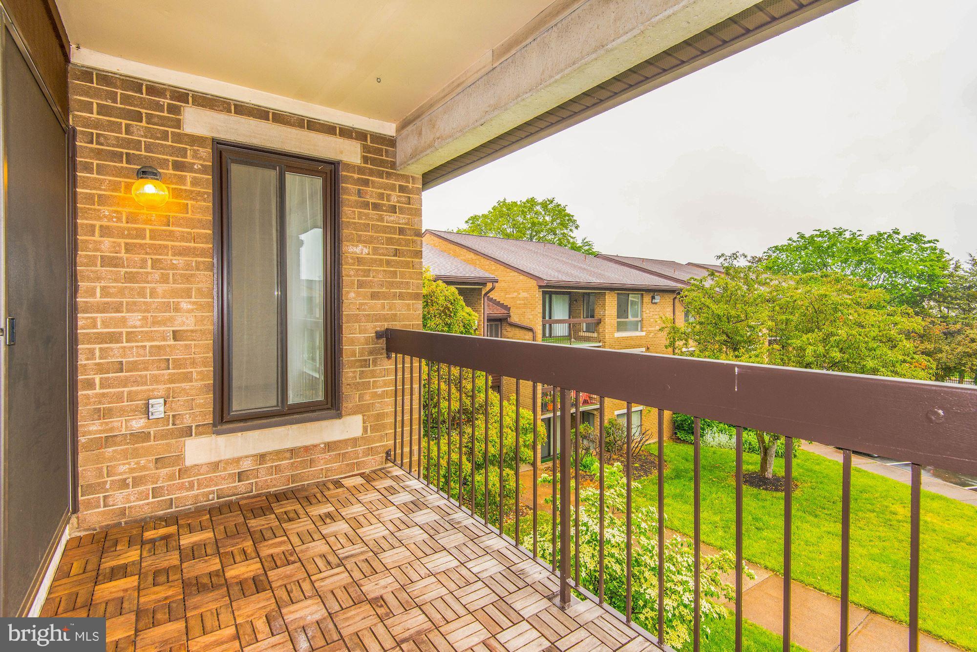JEFFERSON MEWS - Residential Lease