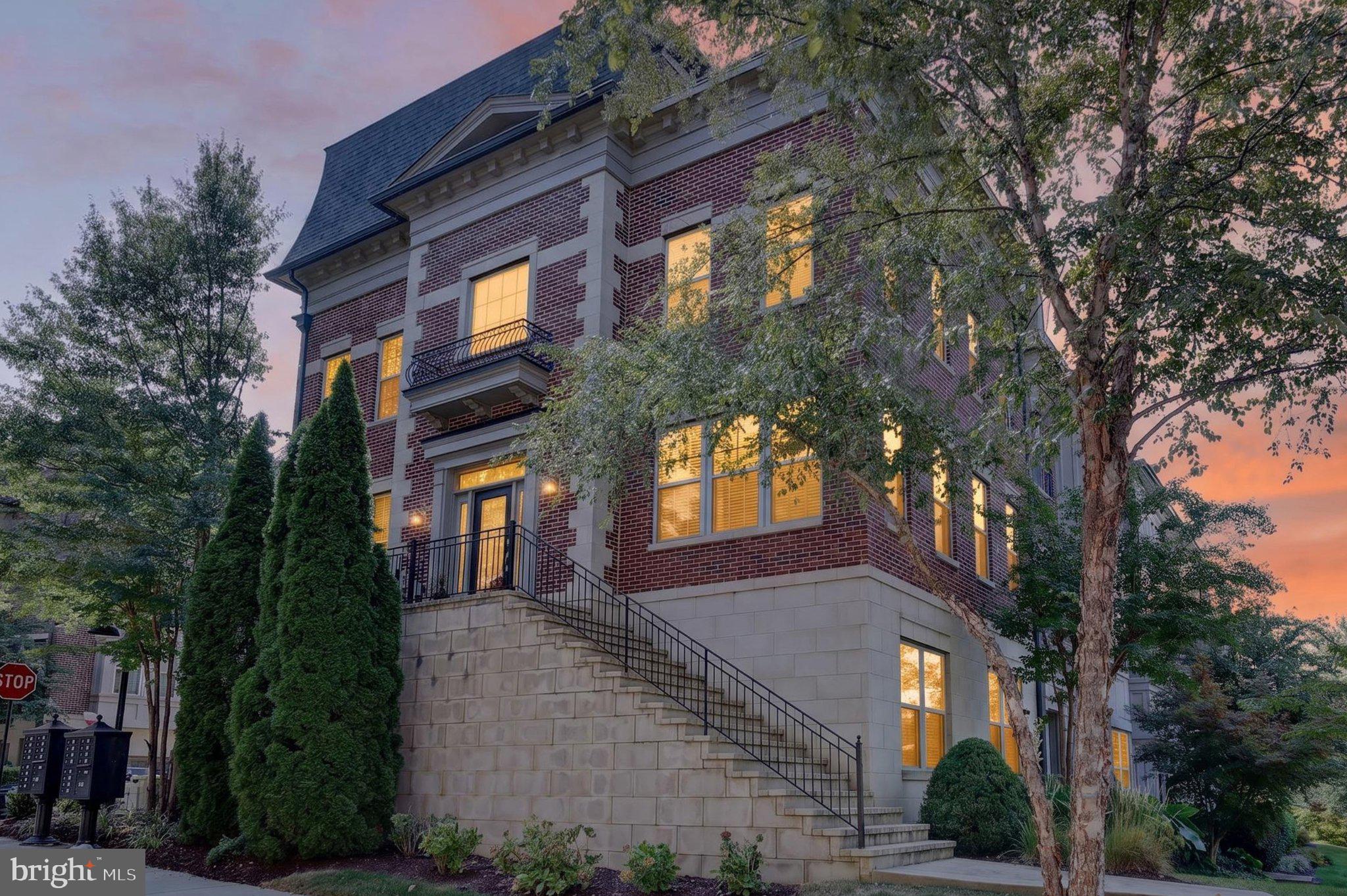 510 OVERLOOK PARK DRIVE 32
