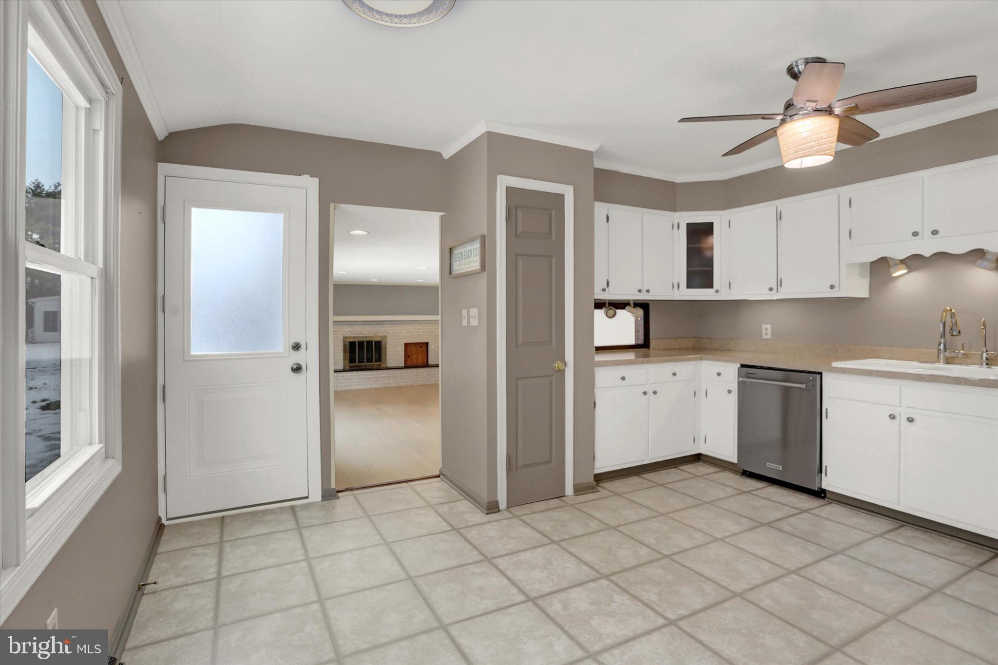 PINEBROOK - Residential